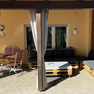 https://weidehaus-pforring.com-bavaria.com