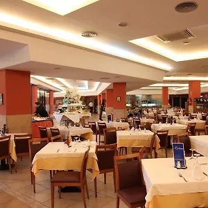 https://villa-ohtels-vila-romana.top-hotels-tarragona.com